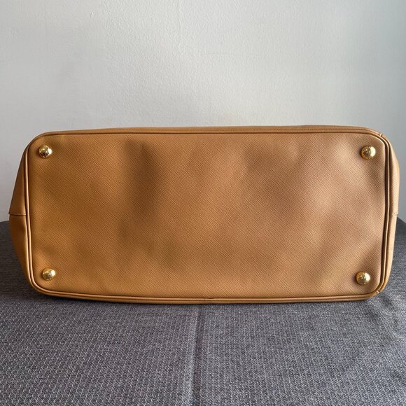 Prada Saffiano Lux Large Galliera Bag in Camel - Preowned - Picture 3 of 12